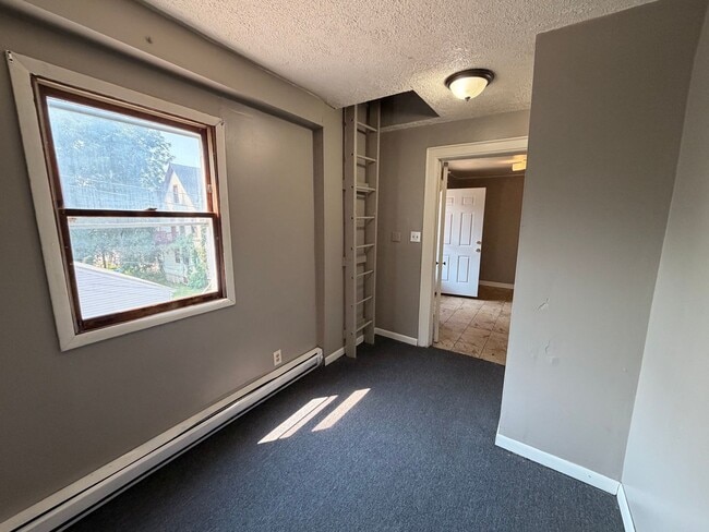 Photo - 3601 W Highland Blvd Unit 3