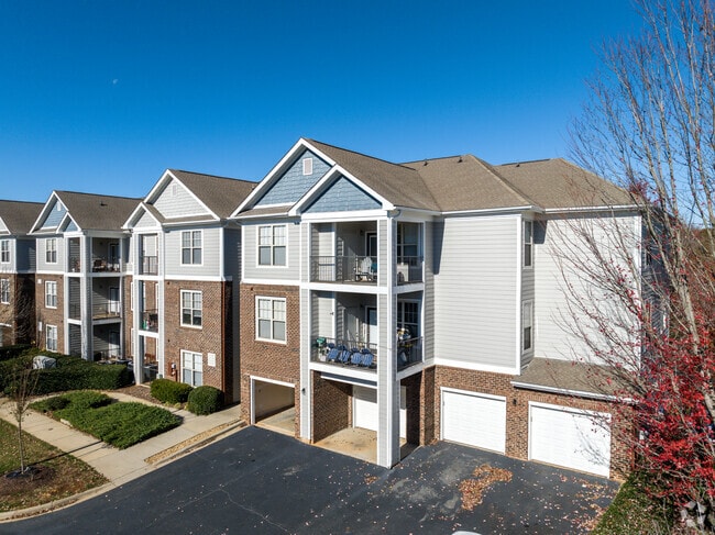 Photo - MAA Huntersville