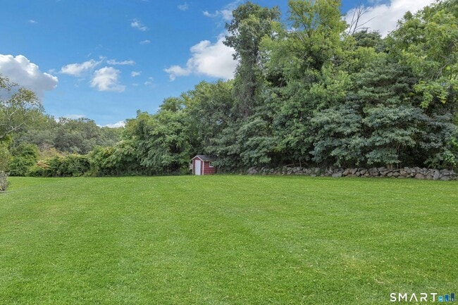 67 Barclay Dr