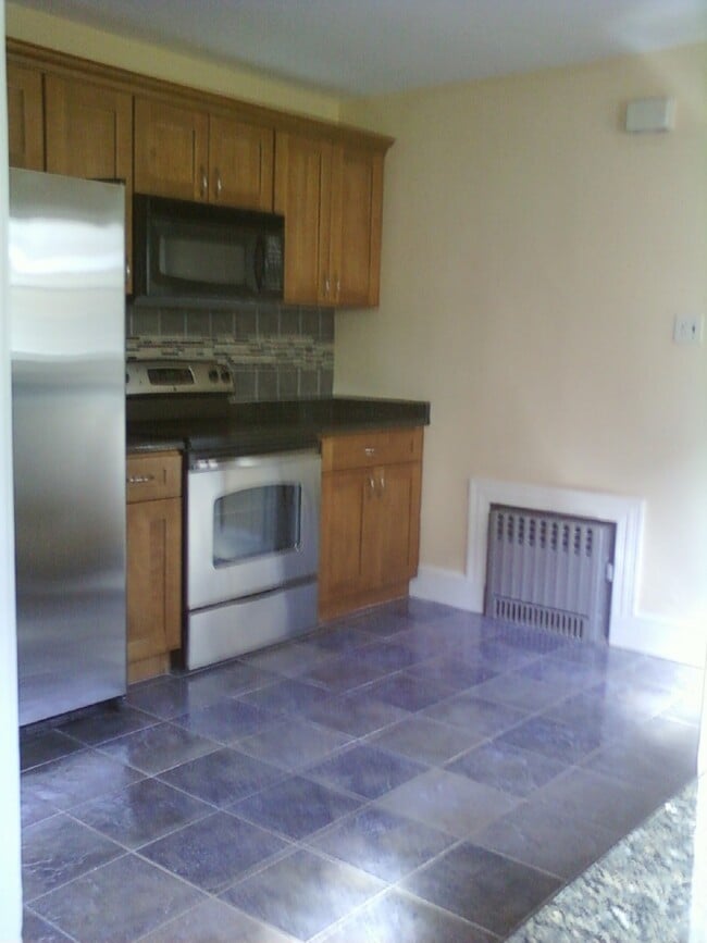 Photo - 45 Slade St Unit 1