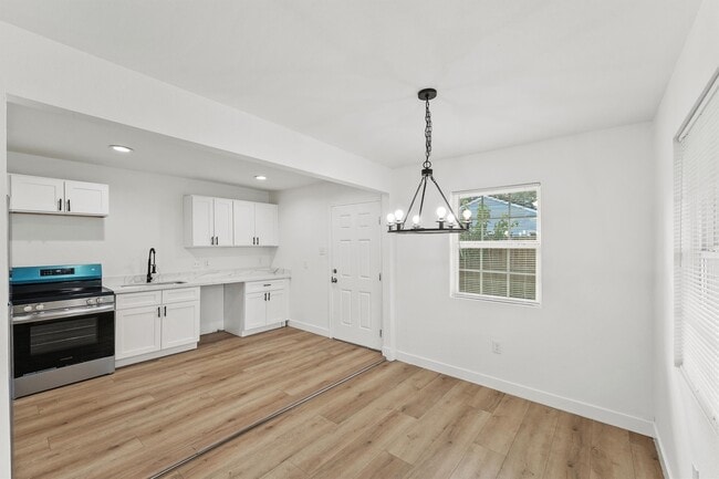 Photo - 5406 Firefly St