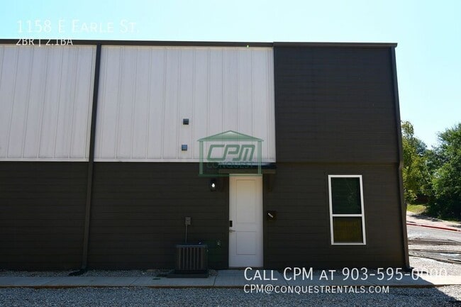 Photo - 1158 E Earle St