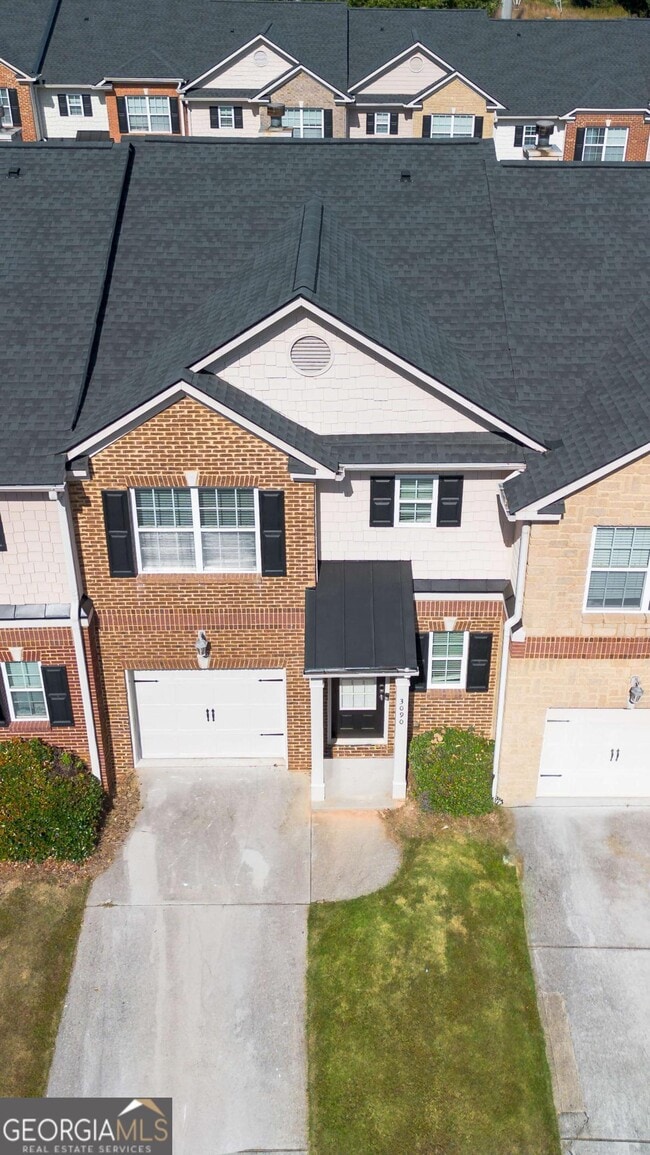 Photo - 3090 Branham Dr