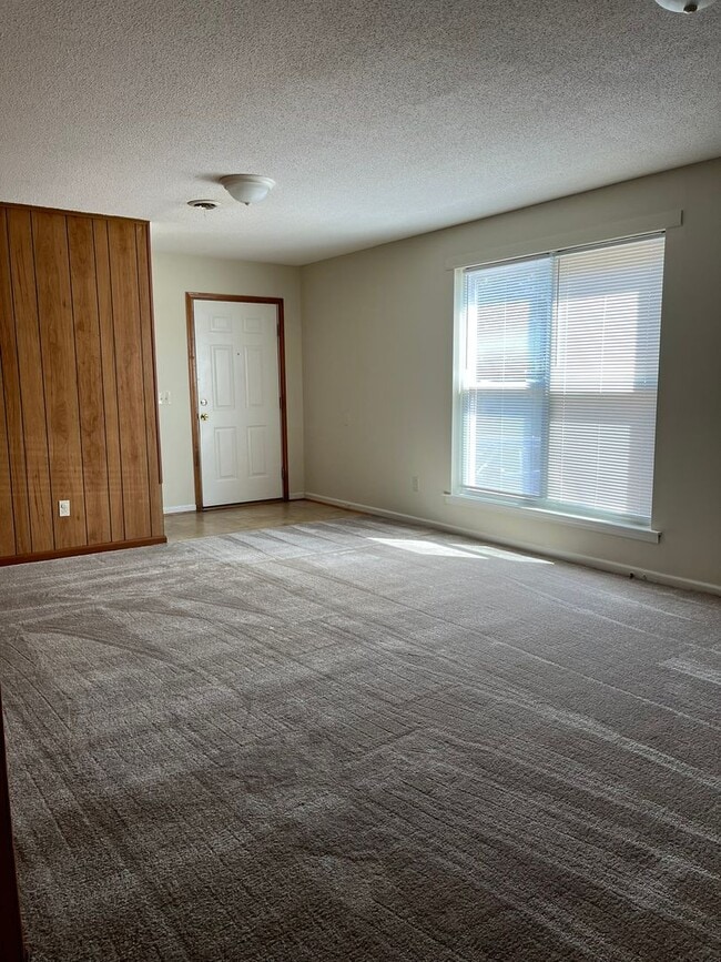 Photo - nlucas417 Unit 417-A North Lucas St