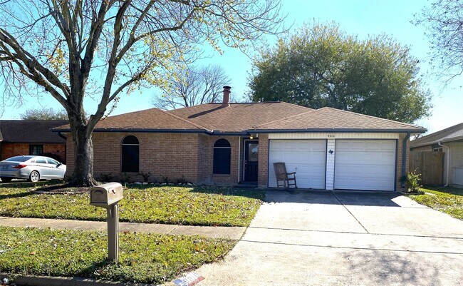 Building Photo - 9810 Shell Rock Rd