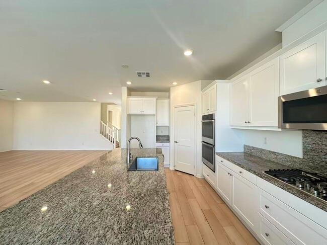 Photo - 4837 S Jordan Ave
