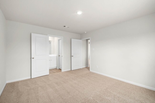 Photo - 15830 Berry Hl Dr