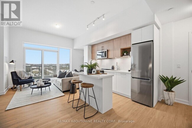 Photo - 500 Plains Rd E Unit PH 05