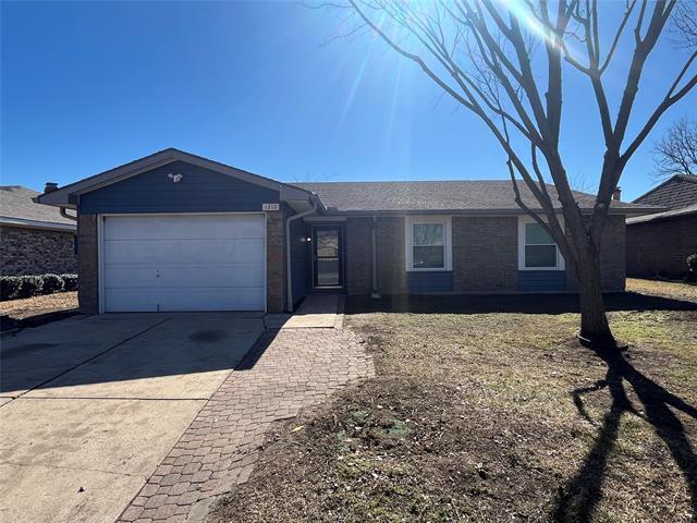 Building Photo - 1310 Whiteoak Dr