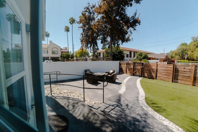 14836 Archwood St Unidad 14