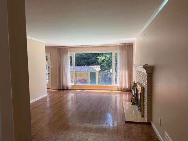 Photo - 1508 Davis Dr