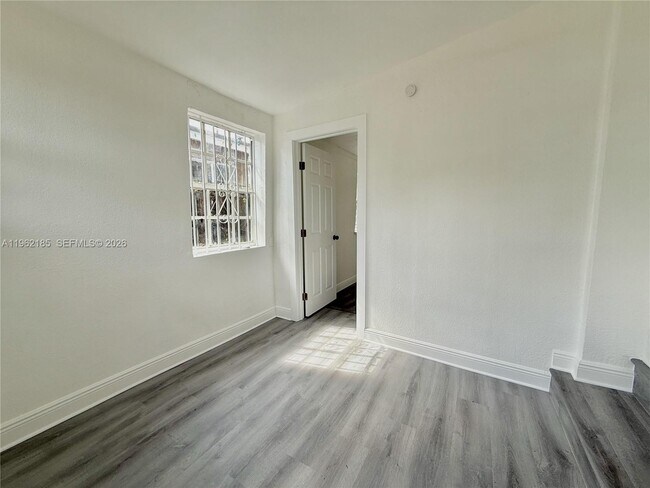 Photo - 5720 NW 23rd Ave