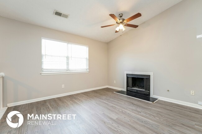 Photo - 5591 Sapphire Spring