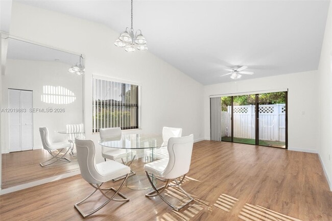 Photo - 3139 Coral Ridge Dr