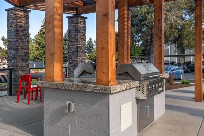 Sienna Pointe
