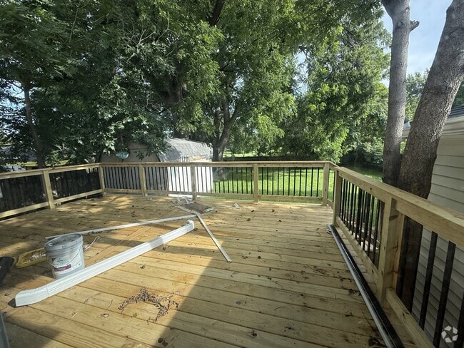 Building Photo - 5301 Urbandale Ave Rental