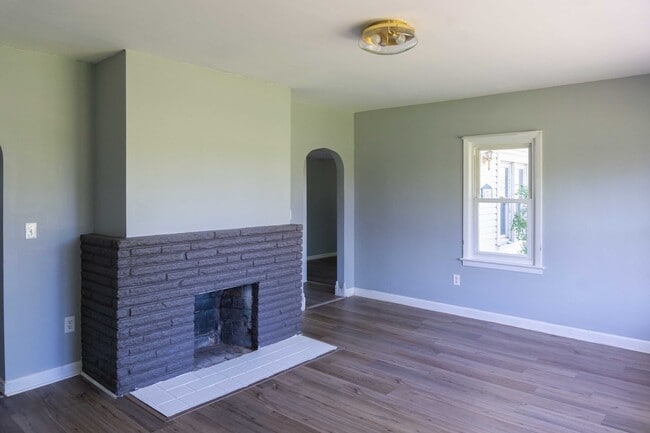 Photo - 179 State St