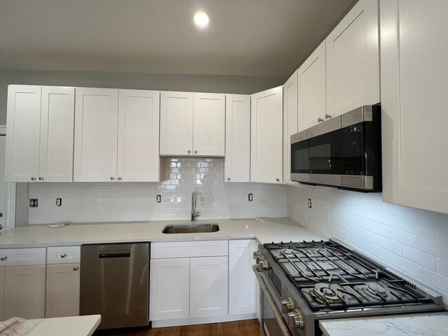 Photo - 81 Pearl St Unit #3
