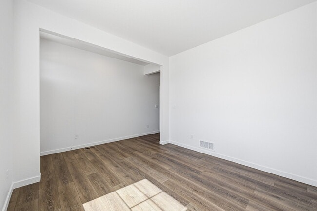 Photo - $2,695.95- 3 bed, 2.5 bath Home in Monument with Central AC and 2 Car Garage!