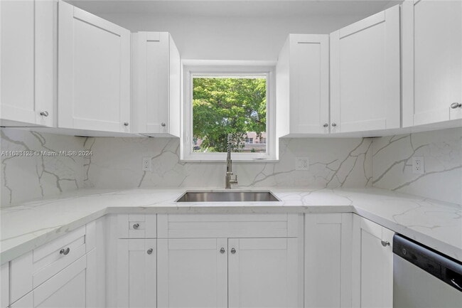 Photo - 350 Aledo Ave