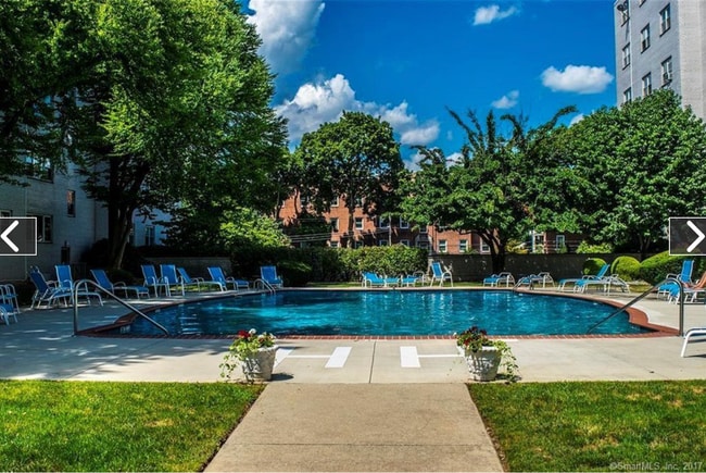 Photo - 893 Farmington Ave Unit 2H