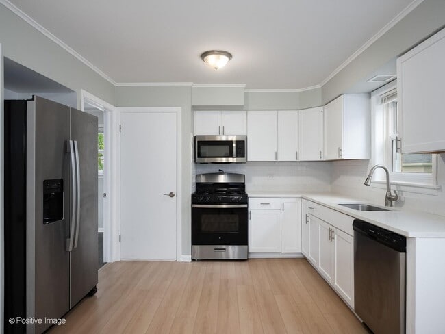 Photo - 14341 Dobson Ave