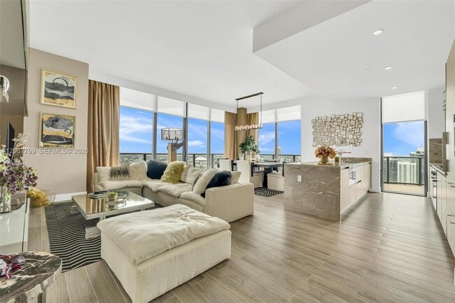 Photo - 1300 S Miami Ave Unit PH5110