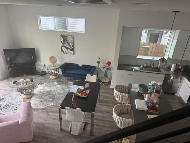 Dining - 3409 Luca St