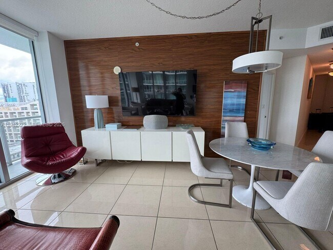 Photo - 1111 SW 1st Ave Unit 1414-N