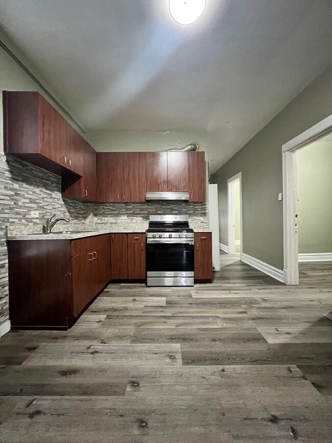 2620 S Kedzie Ave