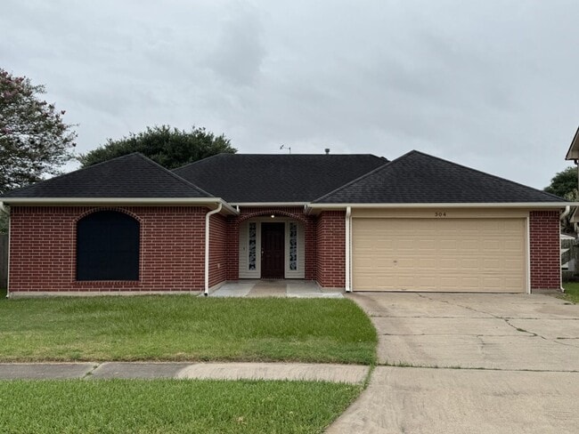 Building Photo - Eagle Creek Subdivision