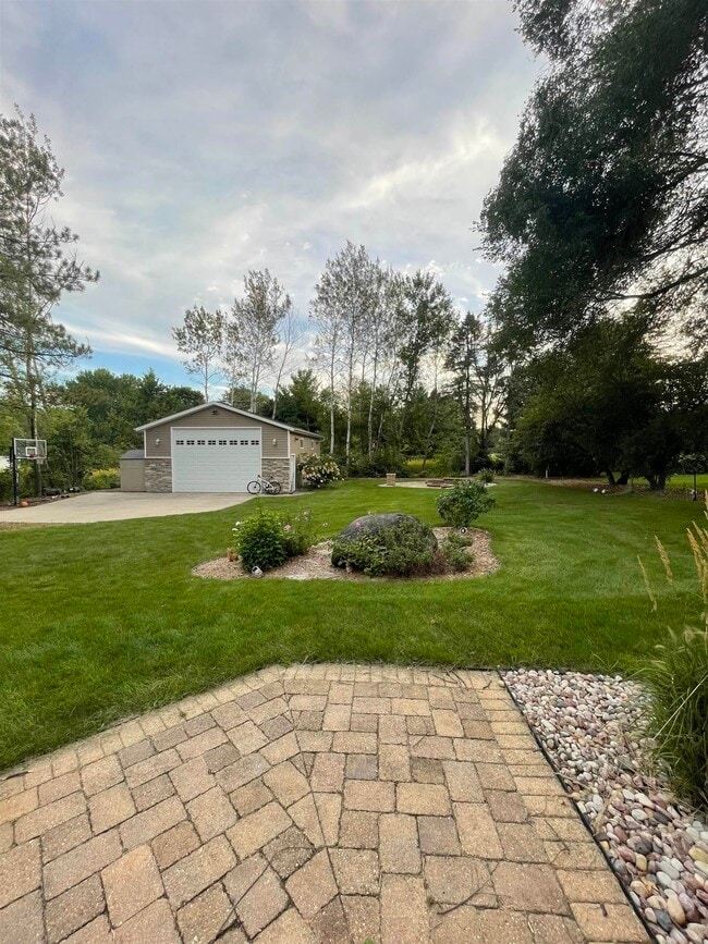 Photo - 6221 Old Middleton Rd