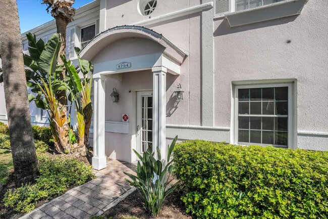Building Photo - 4794 Cobia Dr SE Unit C Rental