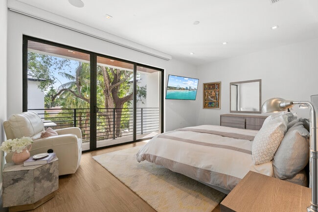 Photo - 3276 Day Ave