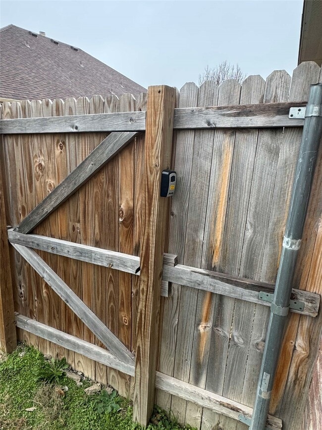 Building Photo - 2007 Killeen Dr