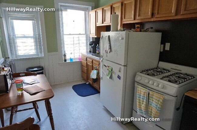 Photo - 11 Mount Hood Rd Unit 2