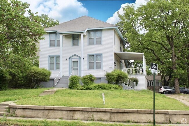 Building Photo - 1020 Kavanaugh Blvd Rental
