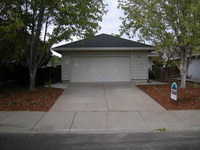 Building Photo - Charming 3-bedroom, 2-bathroom home!