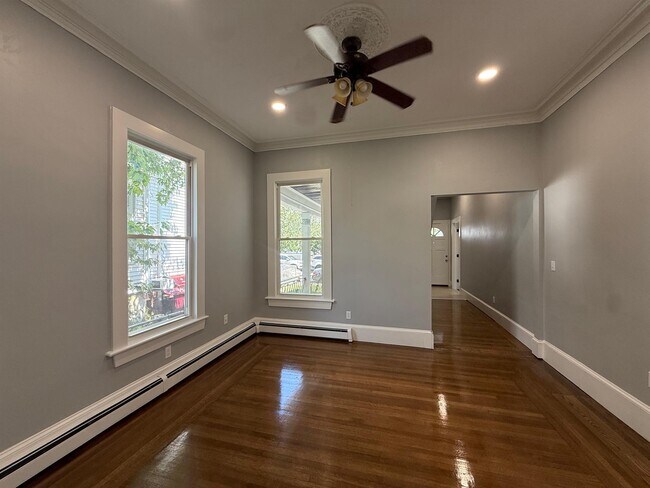 Photo - 58 Vinal Ave Unit 1