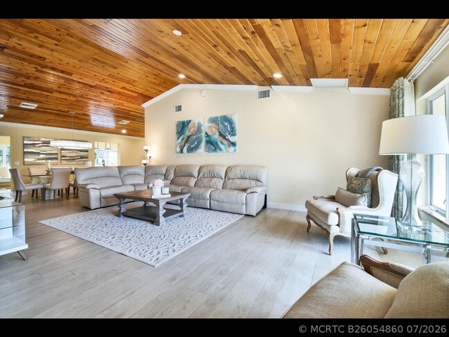 Photo - 451 N Lyra Cir