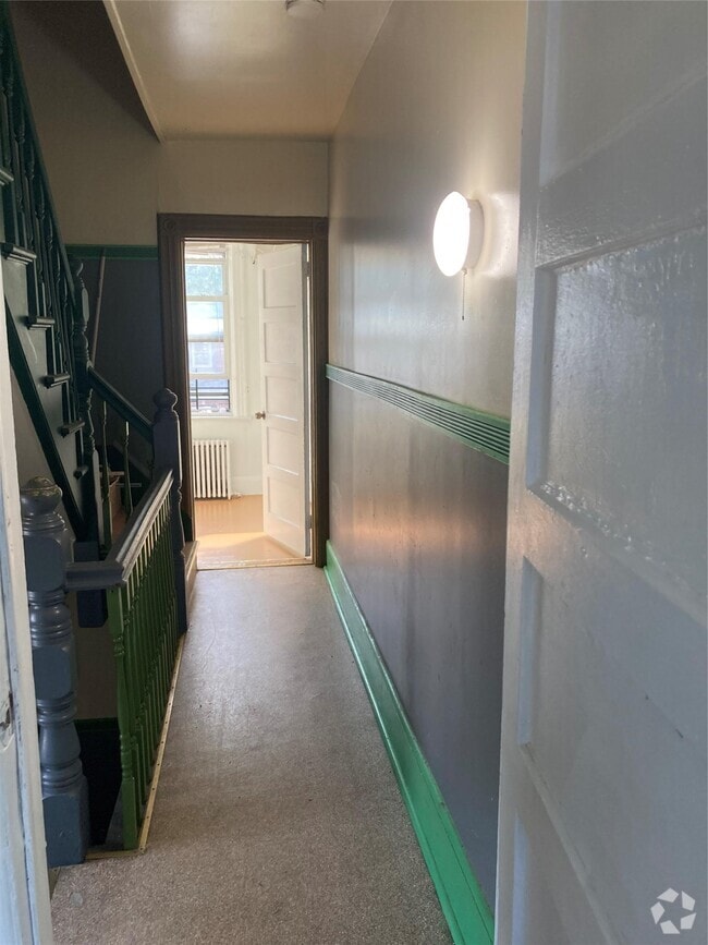 Building Photo - 21 Congress St Unit 3 Rental