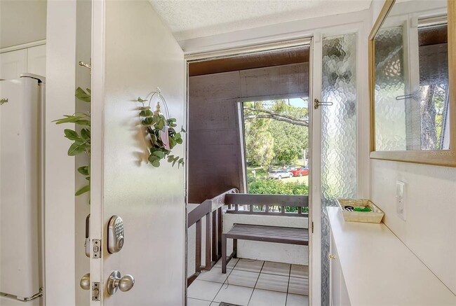 4616 Ringwood Meadow Unit 20