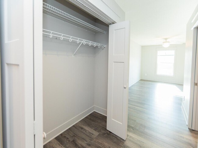 Photo - 1240 W Rangeview Cir