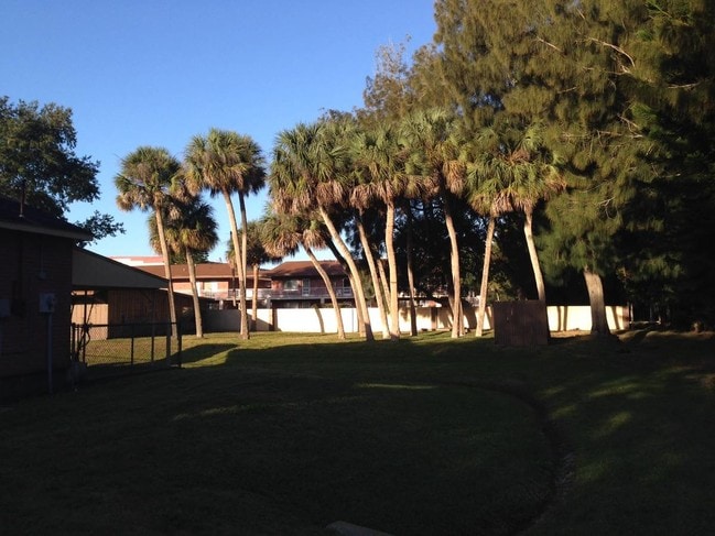 Whitehall Garden Apartments