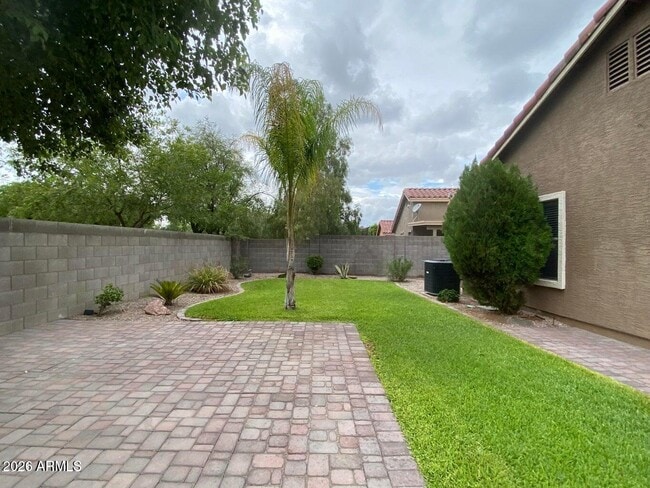 Photo - 1117 E Arabian Dr
