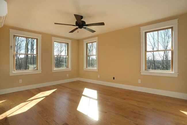 Photo - 12 Warren Ave Unit B