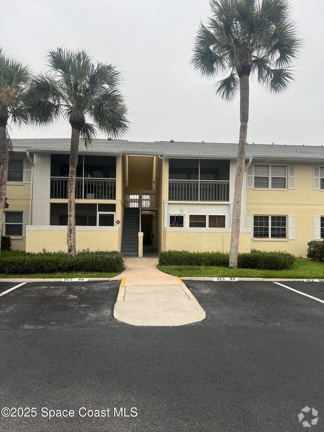 Building Photo - 963 Sonesta Ave NE Unit F103 Rental