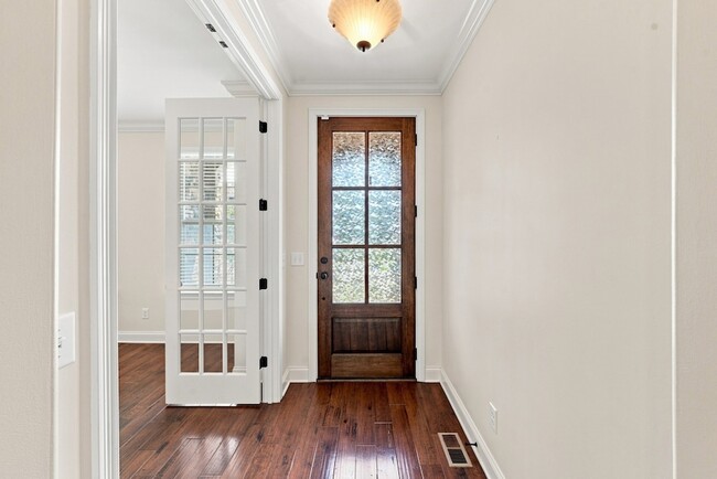 Photo - 5128 Mountainbrook Cir