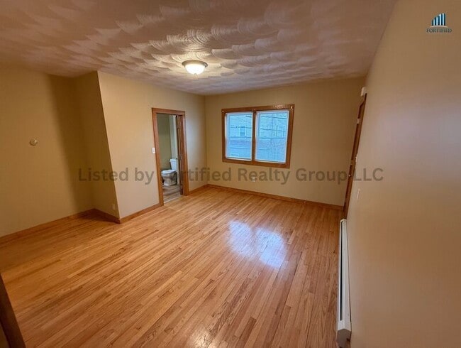 Photo - 132 Hall St Unidad 2E