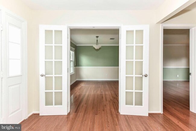 Photo - 10135 Forest Hill Cir